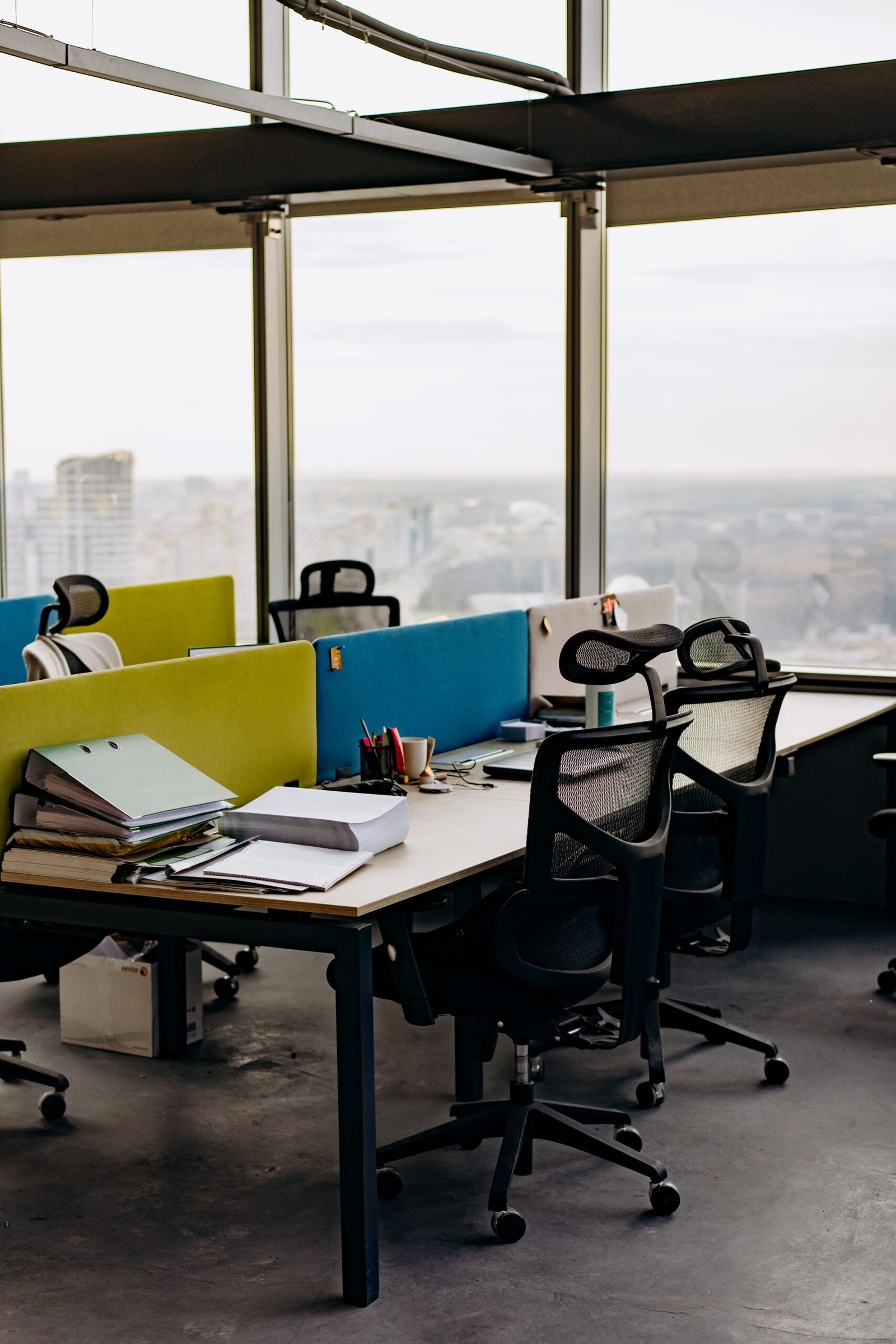 Reubicación de oficinas y traslado de equipos empresariales